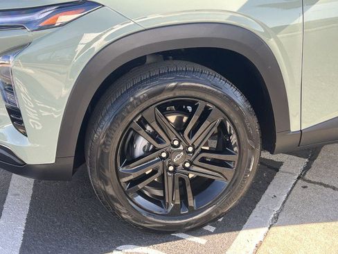 Used 2025 Chevrolet Trax ACTIV w/ Driver Confidence Package image 32