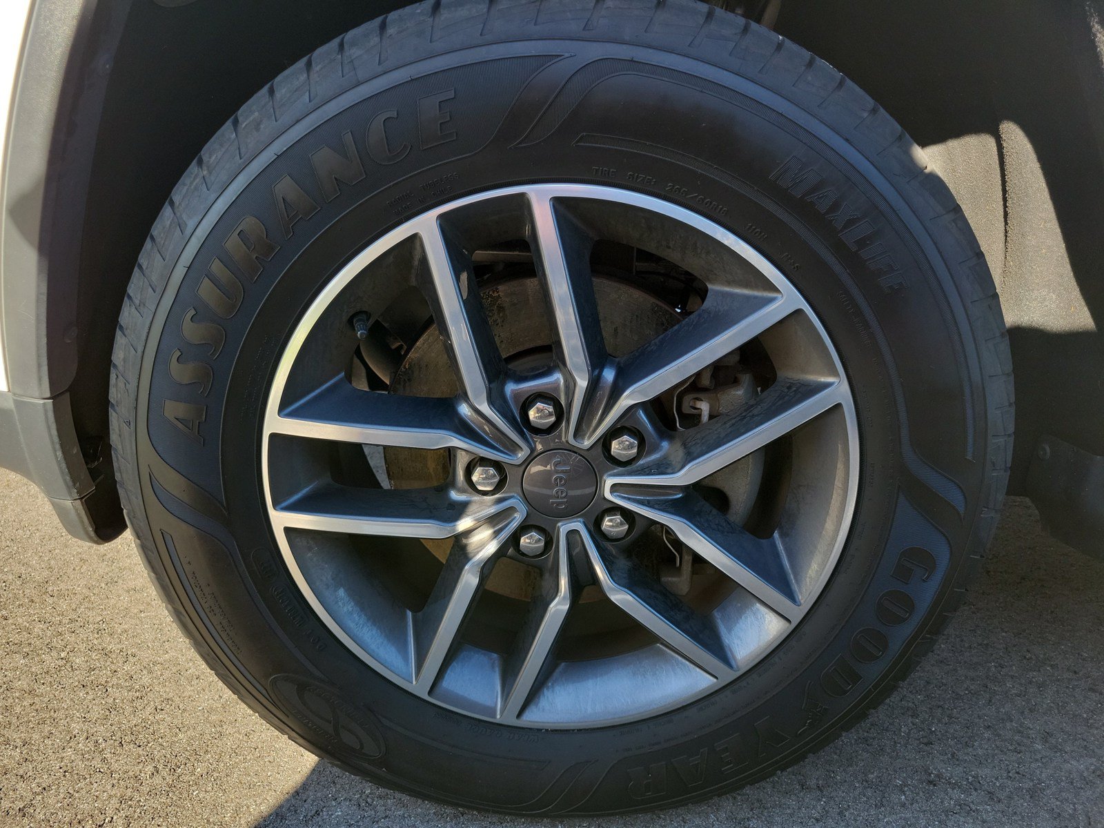 Used 2019 Jeep Grand Cherokee Limited w/ Luxury Group II RWD image 6