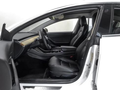 Used 2020 Tesla Model 3 Long Range AWD/4WD image 5