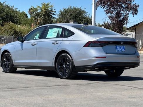 New 2025 Honda Accord SE image 5