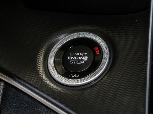 Certified 2023 Jeep Grand Cherokee L Laredo AWD/4WD image 16
