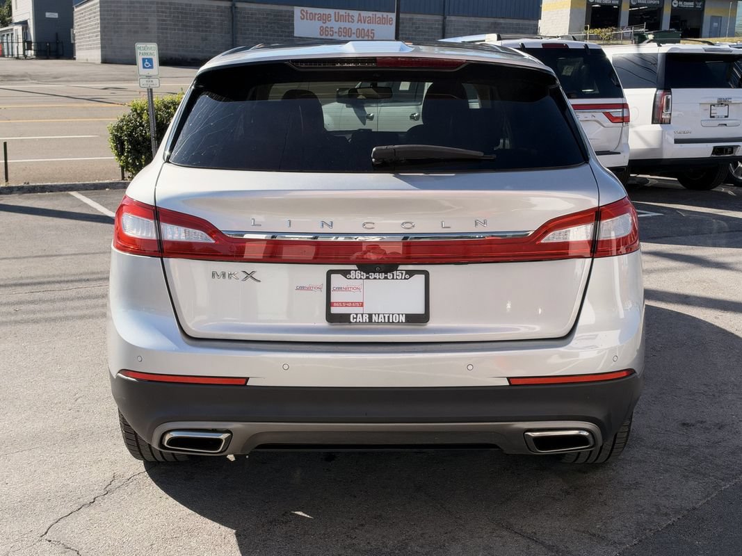 Used 2018 Lincoln MKX Reserve FWD image 5