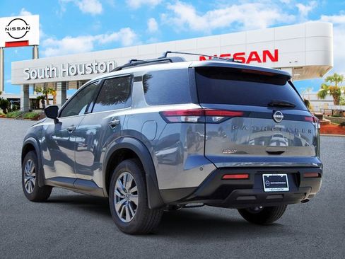 New 2026 Nissan Pathfinder SV FWD image 3