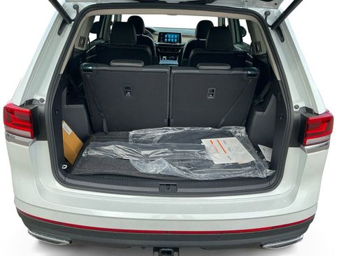 New 2026 Volkswagen Atlas SE image 22