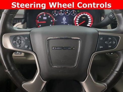 Used 2016 GMC Yukon Denali image 22