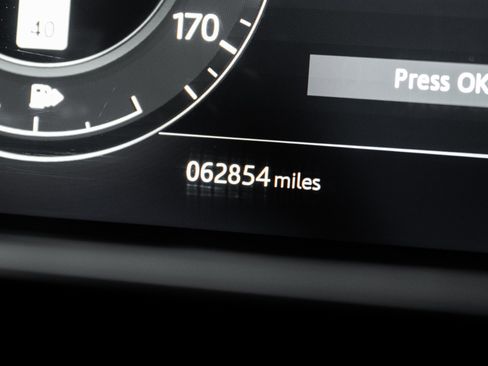 Used 2018 Land Rover Range Rover Sport Supercharged image 54