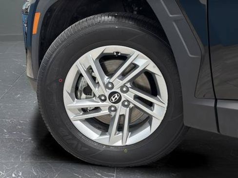 Used 2025 Hyundai Tucson SE AWD/4WD image 32