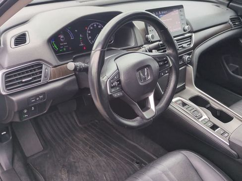 Used 2022 Honda Accord EX-L image 2