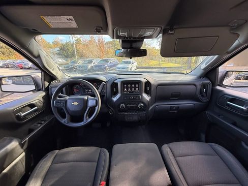 Used 2023 Chevrolet Silverado 1500 Custom image 12