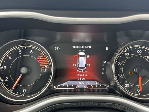 Used 2017 Jeep Cherokee Limited w/ Trailer Tow Group image 30