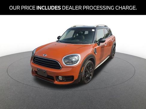 Used 2017 MINI Cooper Countryman FWD image 1