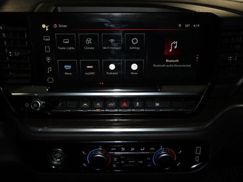 Used 2024 GMC Sierra 1500 Elevation image 17