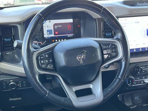 Used 2022 Ford Bronco Wildtrak image 8