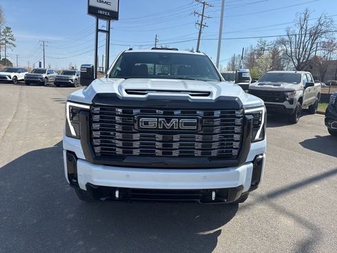 New 2026 GMC Sierra 2500 Denali Ultimate image 8