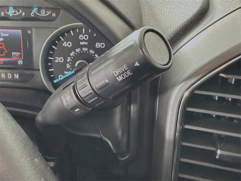 Used 2018 Ford F150 XLT w/ Equipment Group 302A Luxury image 18