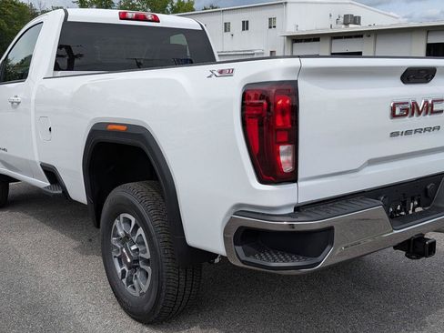 New 2026 GMC Sierra 3500 SLE w/ SLE Convenience Package AWD/4WD image 8