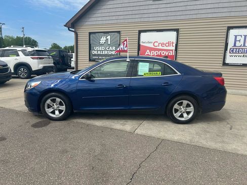 Used 2013 Chevrolet Malibu LS w/ Protection Package FWD image 8