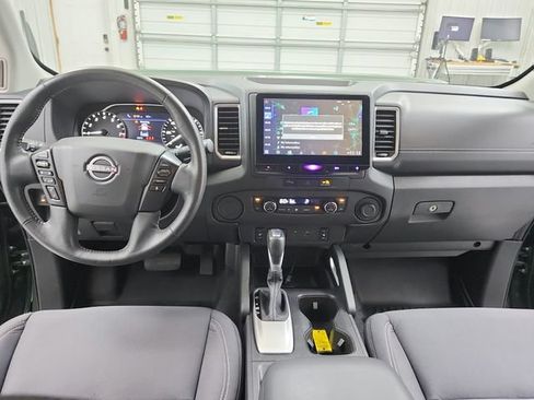 Used 2023 Nissan Frontier SV w/ SV Convenience Package RWD image 25