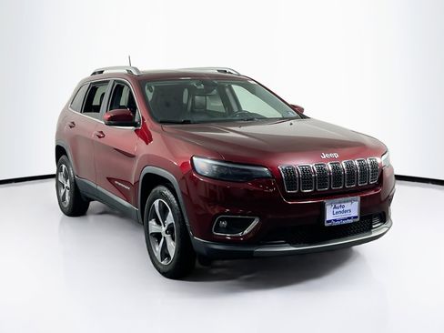 Used 2019 Jeep Cherokee Limited image 3