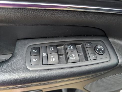 Used 2021 Jeep Grand Cherokee Limited image 10