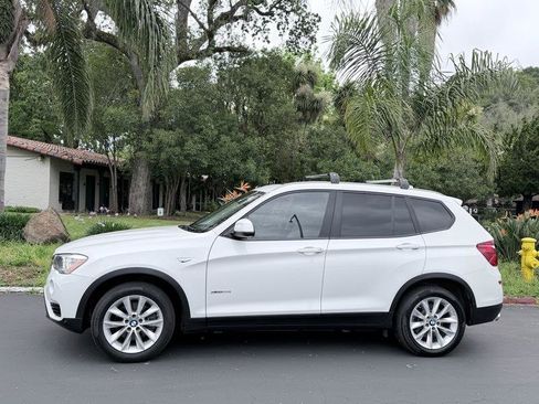 Used 2015 BMW X3 xDrive28i image 2