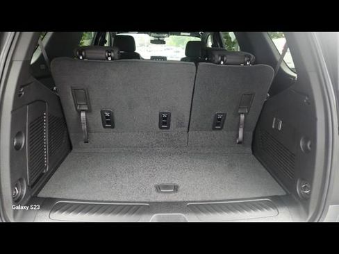 Used 2020 Chevrolet Suburban Premier image 46