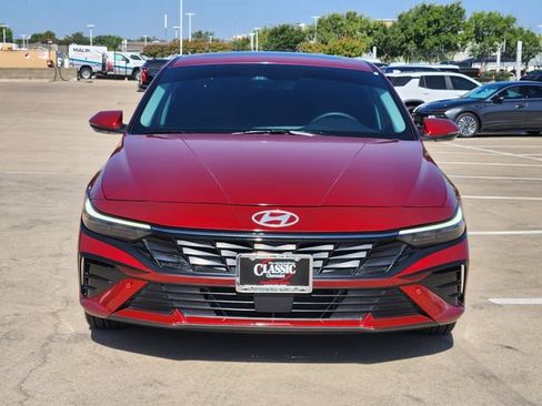 Used 2024 Hyundai Elantra Limited FWD image 10