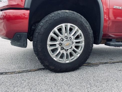 Used 2022 Chevrolet Silverado 2500 High Country w/ Z71 Off-Road Package image 30