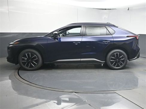 New 2026 Subaru Solterra Premium image 5