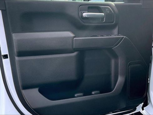 Used 2026 GMC Sierra 3500 Pro w/ Convenience Package image 24