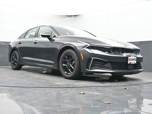 Used 2025 Kia K5 LXS image 61
