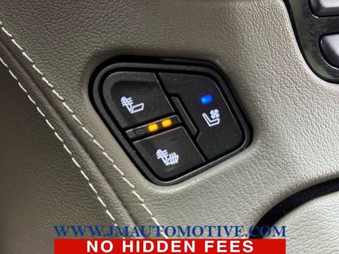 Used 2019 GMC Yukon Denali AWD/4WD image 40