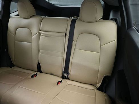 Used 2021 Tesla Model Y Long Range image 12