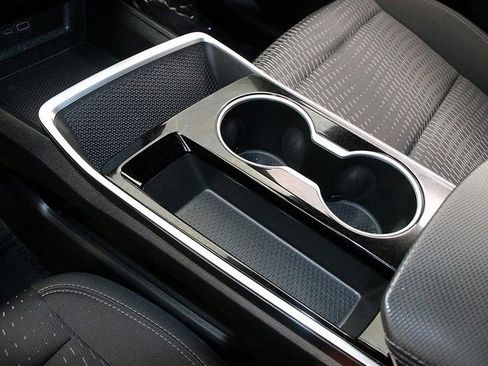 Certified 2025 Chevrolet Equinox LT w/ Safety and Technology Package image 22