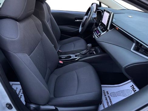 Used 2020 Toyota Corolla LE image 14