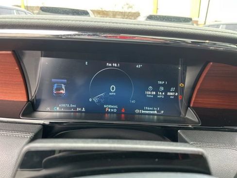 Used 2023 Lincoln Navigator Reserve image 21