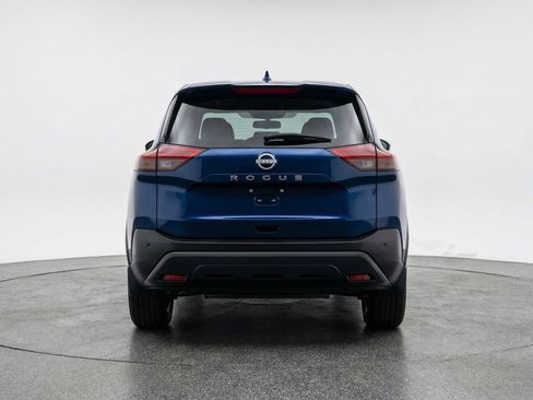 Used 2025 Nissan Rogue SV image 7