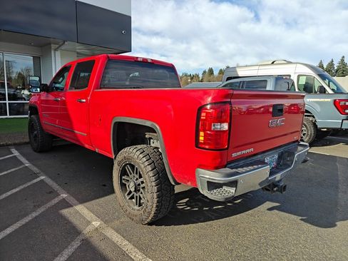 Used 2018 GMC Sierra 2500 SLT w/ Duramax Plus Package image 2