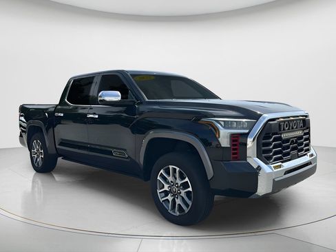 Used 2022 Toyota Tundra 1794 Edition w/ Advanced Package AWD/4WD image 3