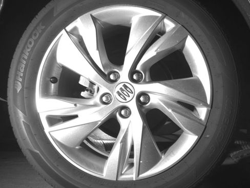 Used 2025 Buick Encore GX Preferred AWD/4WD image 12