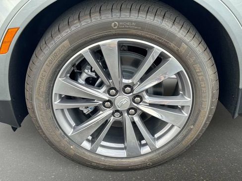 New 2026 Cadillac XT5 Premium Luxury w/ Driver Assist Package AWD/4WD image 9