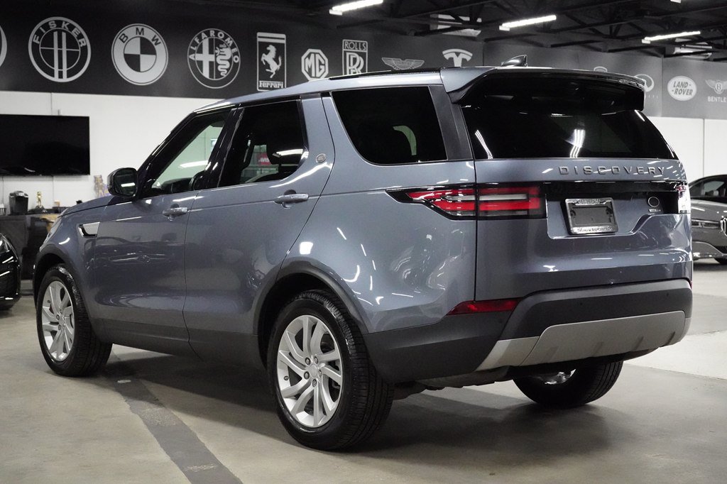 Used 2018 Land Rover Discovery HSE AWD/4WD image 3