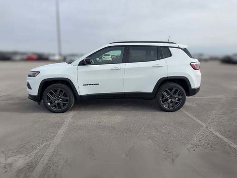 New 2026 Jeep Compass Latitude image 6