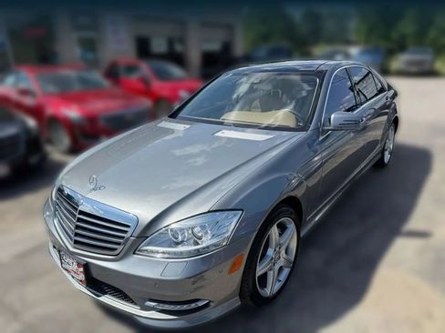 Used 2011 Mercedes-Benz S 550 4MATIC w/ Sport Pkg image 8