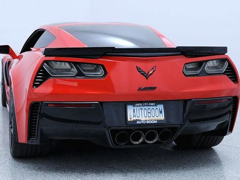 Used 2016 Chevrolet Corvette Z06 w/ 3LZ Preferred Equipment Group image 4