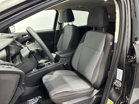 Used 2017 Ford Escape SE w/ Equipment Group 201A image 11