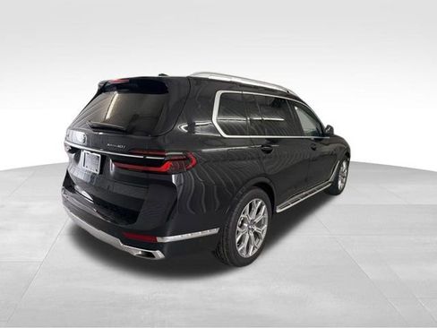 Used 2025 BMW X7 xDrive40i image 5