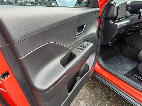 New 2026 Hyundai Kona SE AWD/4WD image 17