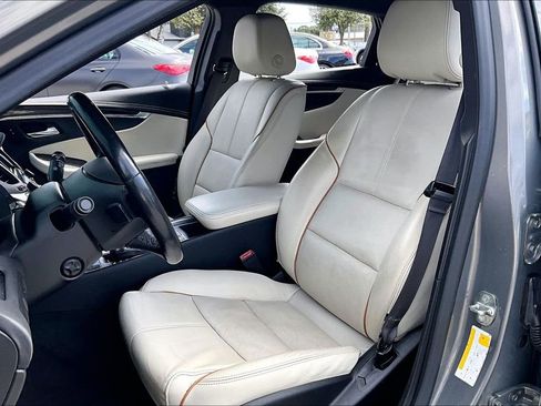 Used 2017 Chevrolet Impala Premier w/ Enhanced Convenience Package image 18