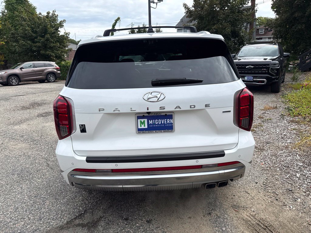 Certified 2023 Hyundai Palisade Calligraphy AWD/4WD image 4